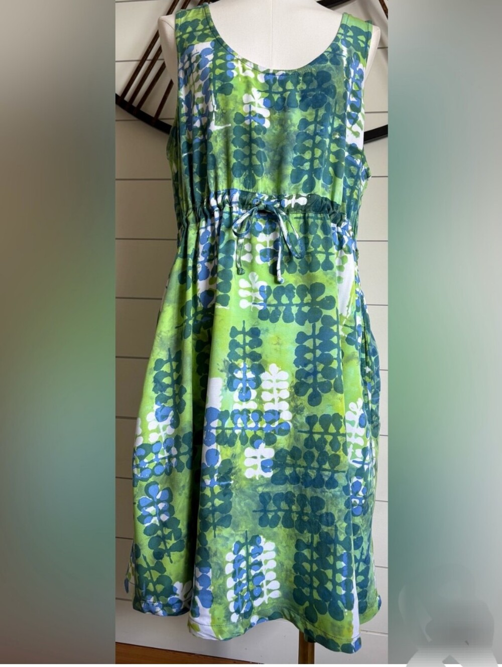 Blue Ginger Hawaiian Sleeveless Green & Blue Batik Dress W Drawstring Waist. XL - Picture 4 of 7